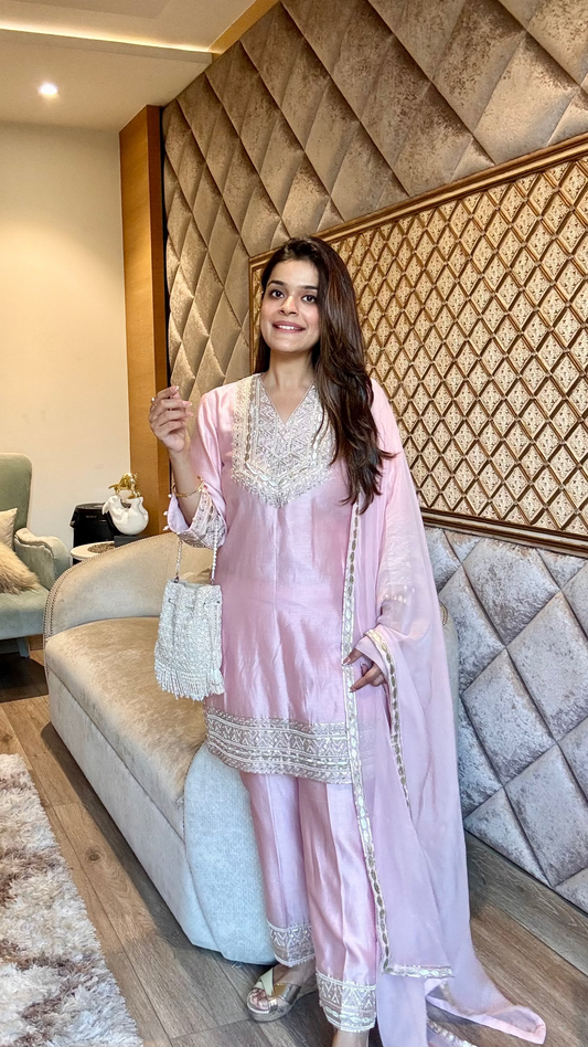 Sunheri Pink Kurta Set