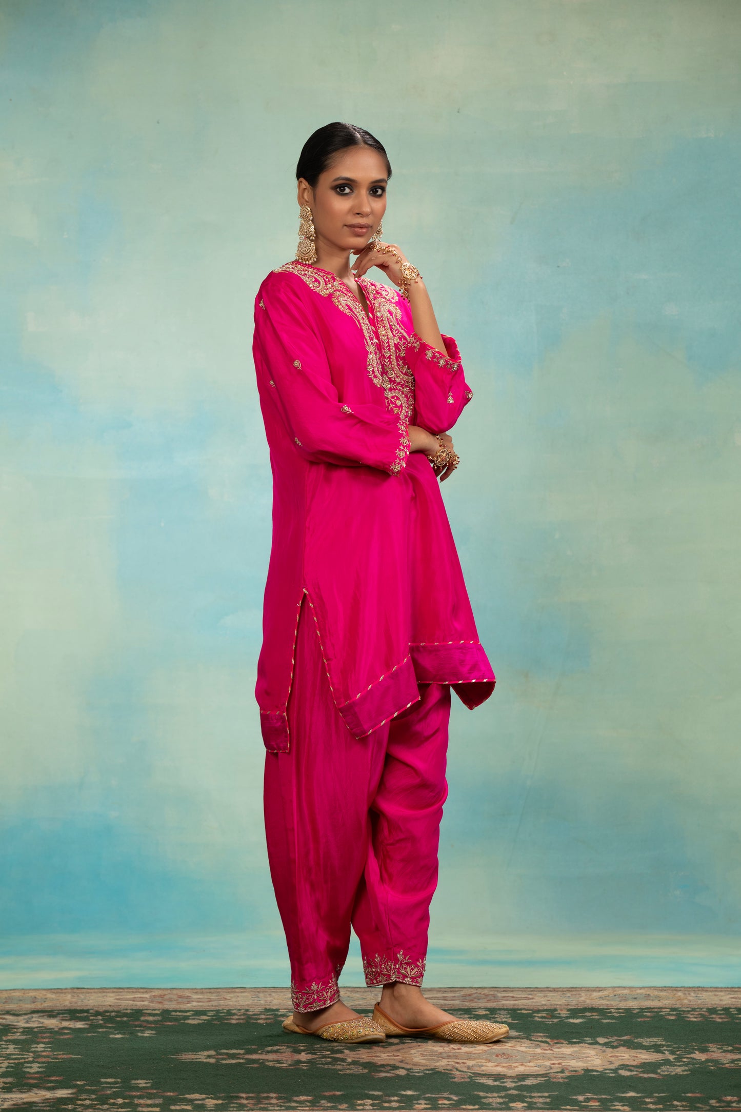 Gulnaar Kurta Set